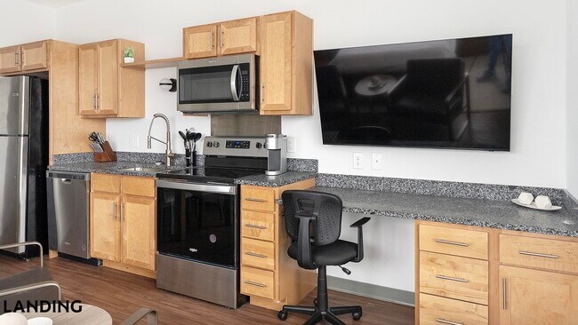 Photo - 302 13th St S Unidad 502