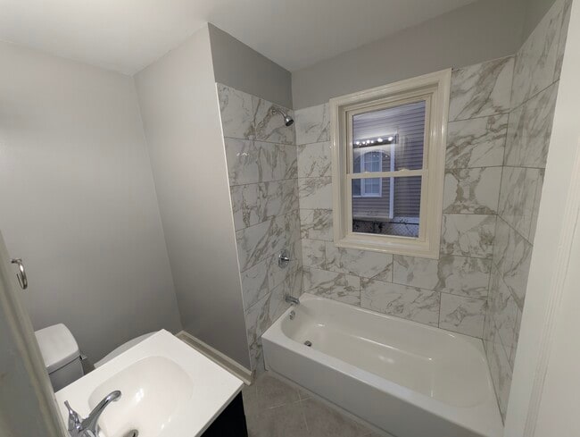 Photo - 1511 Columbia St