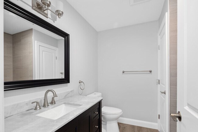 Photo - 39 California Ave Unit 2