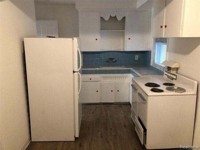 Photo - 17904 Harman St