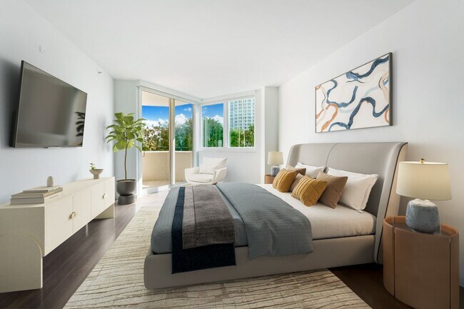 Photo - 300 South Pointe Dr Unit 405
