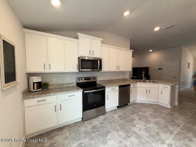 Photo - 825 Lantana St