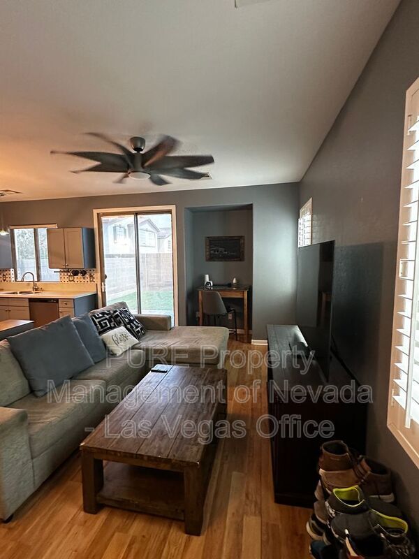 Photo - 8304 Strawberry Spring St