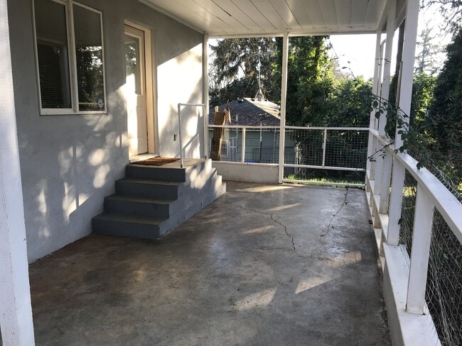 Photo - 360 Bradley Dr SE