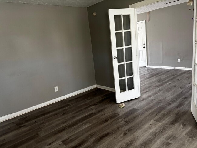 Photo - 6521 Cissna Dr