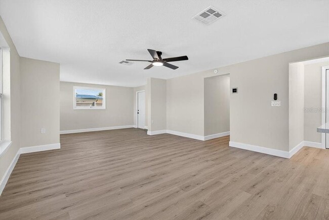 Photo - 420 Palm Creek Dr