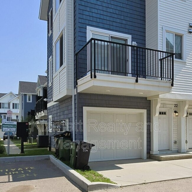 Photo - 735 Allard Blvd SW