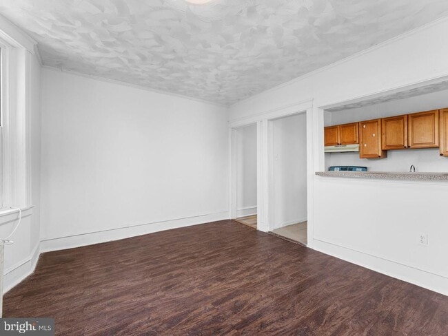 Photo - 508 Midvale Ave