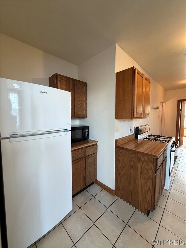 Photo - 1005 Elmwood Ave