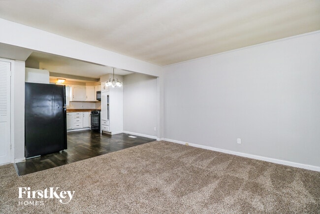 Photo - 930 5th Plaza