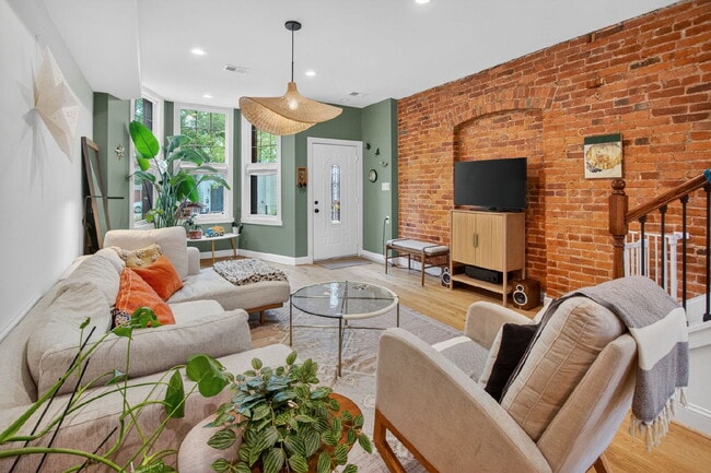 Photo - Classic DC charm and Modern Upgrades!