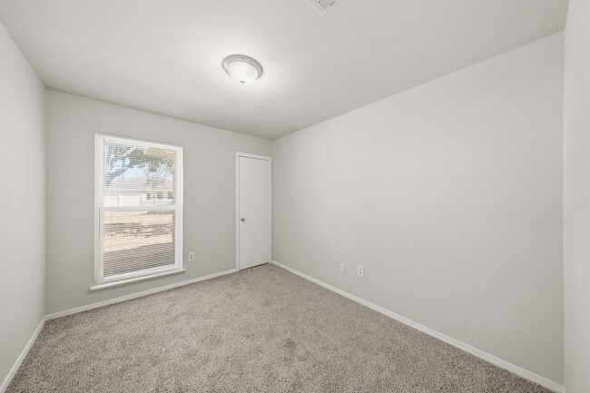 Photo - 11306 Sageville Dr