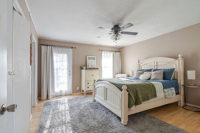 Photo - 2808 Rampart Rd