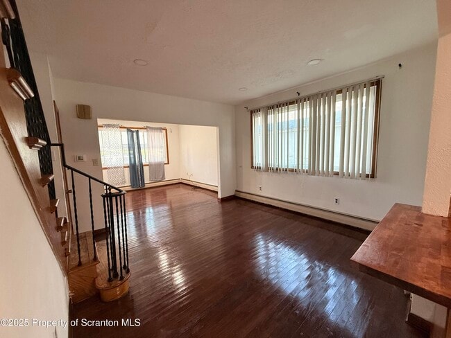 Photo - 1002 E Park Ave
