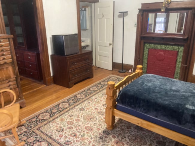 Photo - 2 Marlowe St