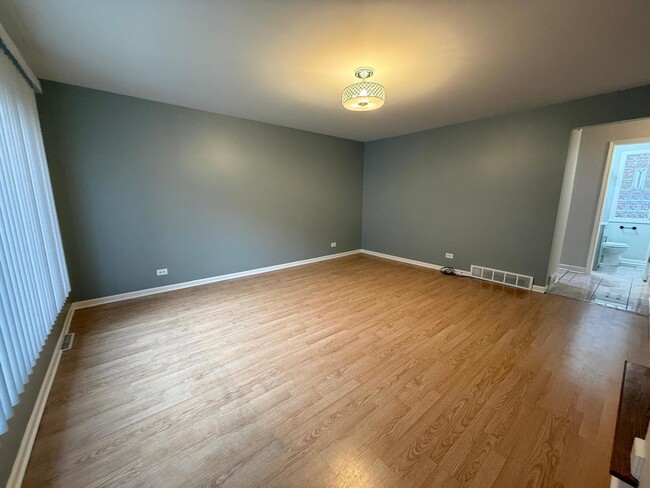 Photo - 10021 Frontage Rd