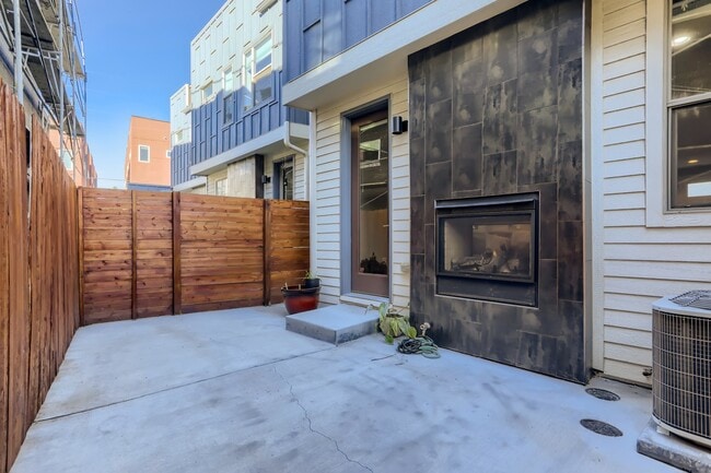 Photo - 1261 Perry St