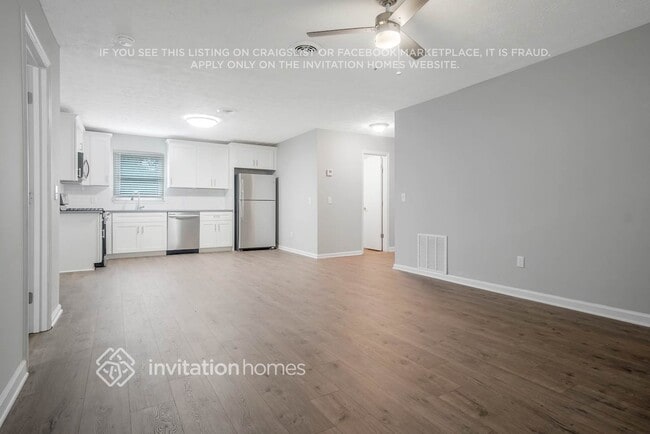 Photo - 210 Meadowbrook Dr