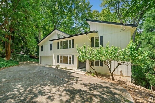 Building Photo - 2710 Margaret Mitchell Dr NW Rental