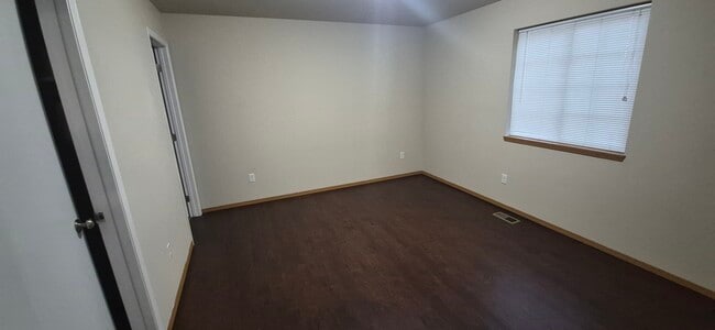 Photo - 1701 Guernsey St