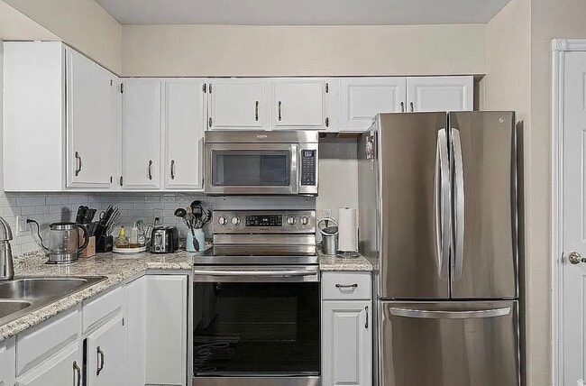 Photo - 1028 W 1375 N