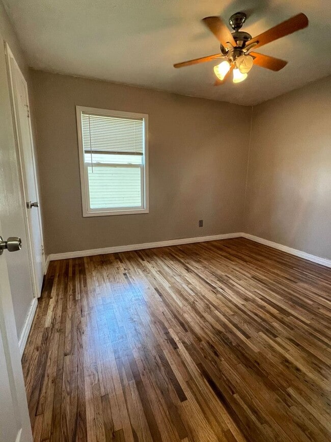 Photo - Great Location, Clean 2 bedroom