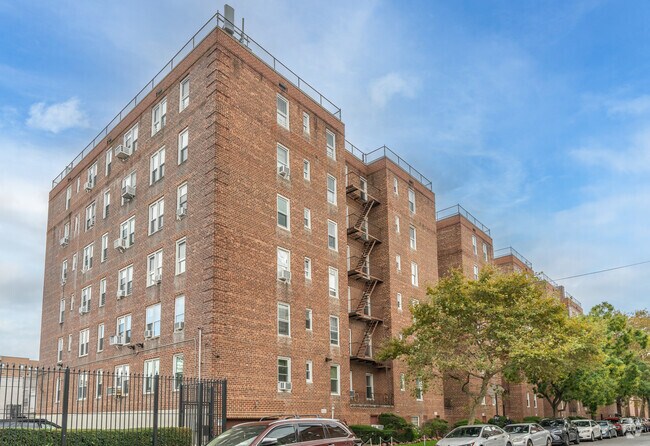 Photo - 2427-2461 E 29th St