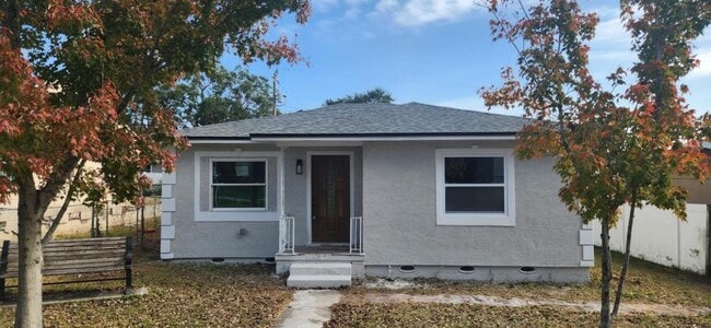 Photo - 2422 23rd St S