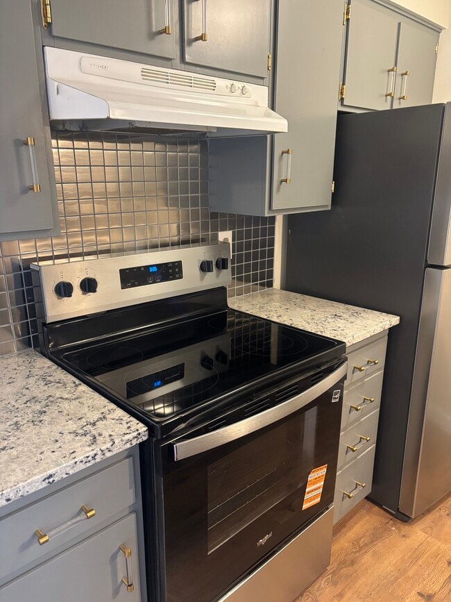 Photo - 404-406 S 9th Ave