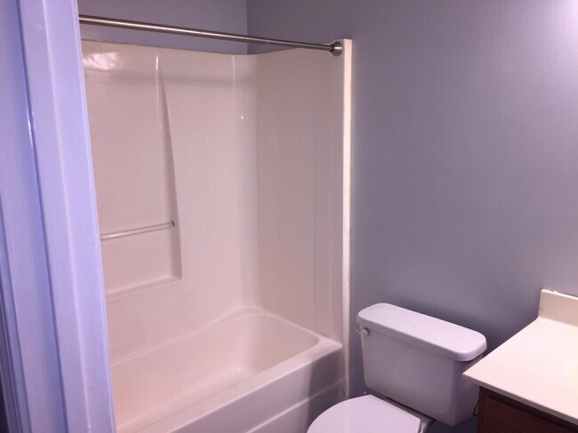 Photo - 601 Wright Ave