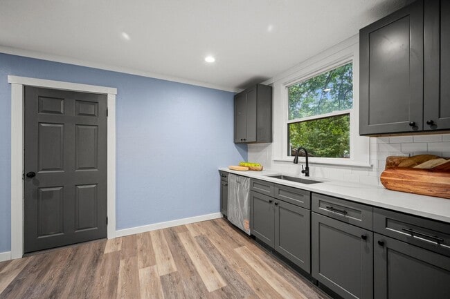 Photo - 1829 E 14th Ave