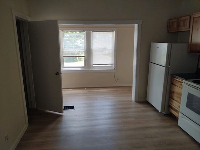 Photo - 56 Park St Unit 1