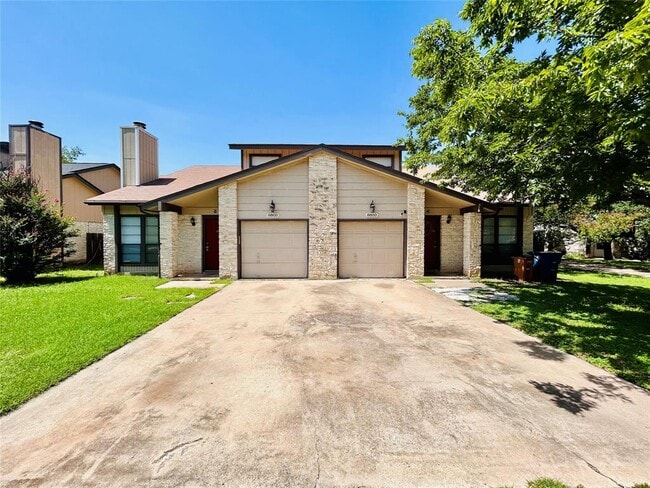 Photo - 8800 Clearbrook Trail