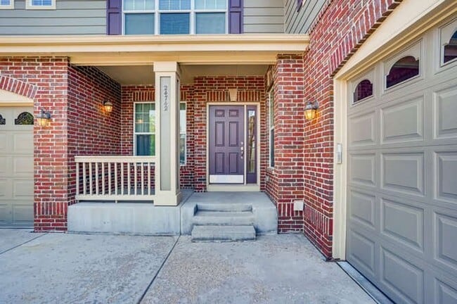 Photo - Spacious 5 Bedroom Home In Tollgate Crossi...
