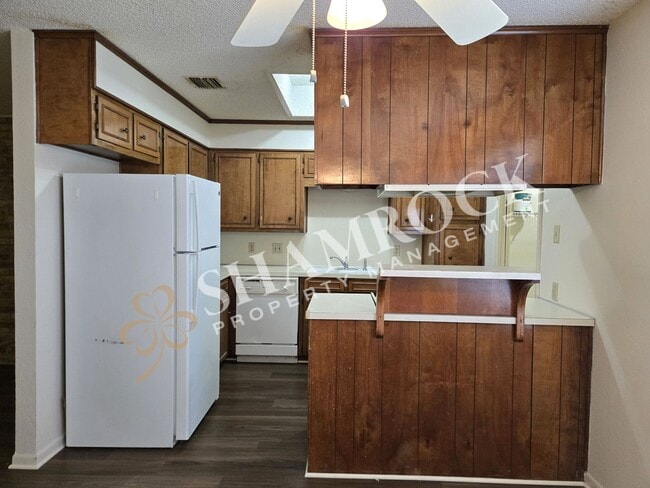 Photo - 3/2 Duplex in Waco ISD!