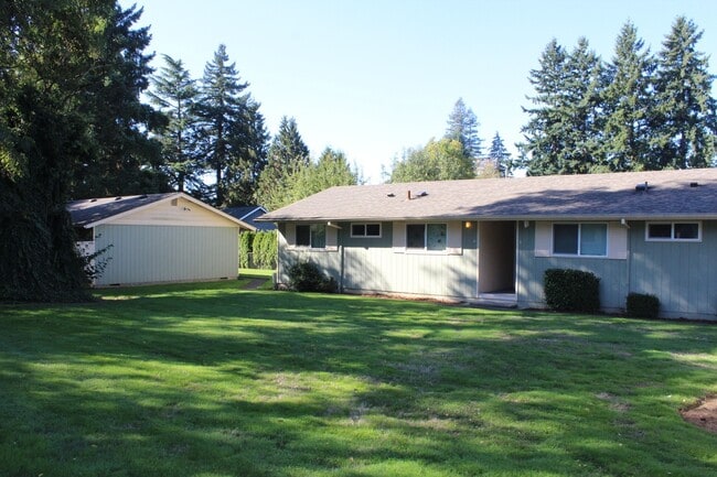 King Road Apartments - Milwaukie Oregon - King Road Apartments