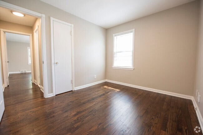 Building Photo - 5976 Hodgman Dr Rental