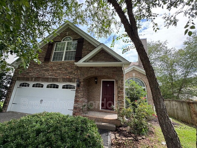 Photo - 212 Claybrook Ln
