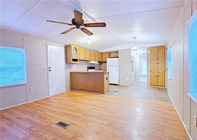 826 Rembrandt Dr