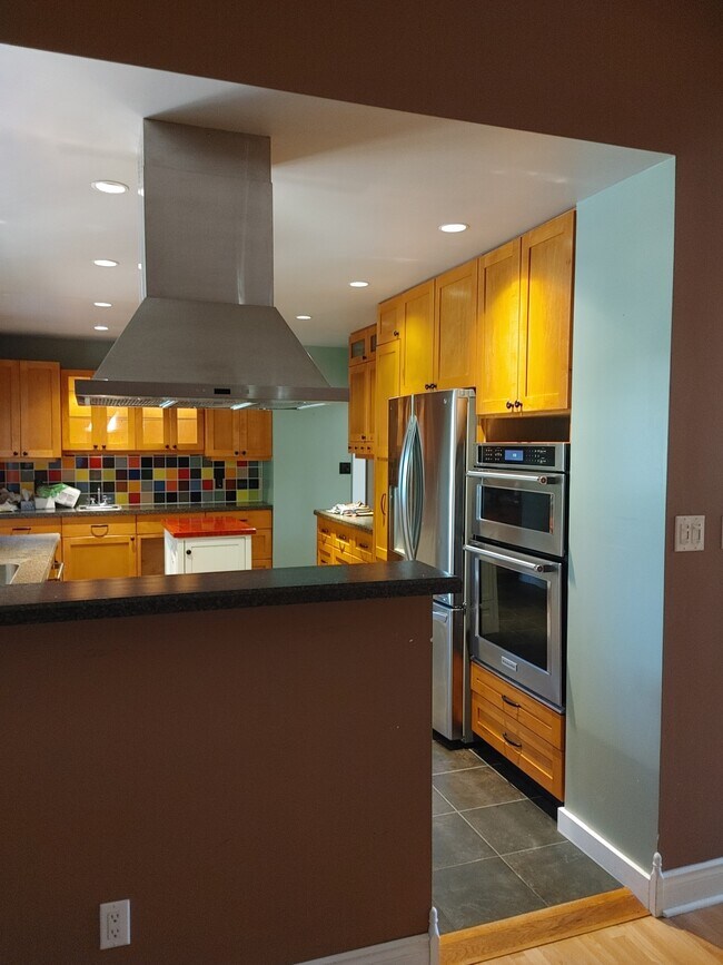 Photo - 9645 Carleton St