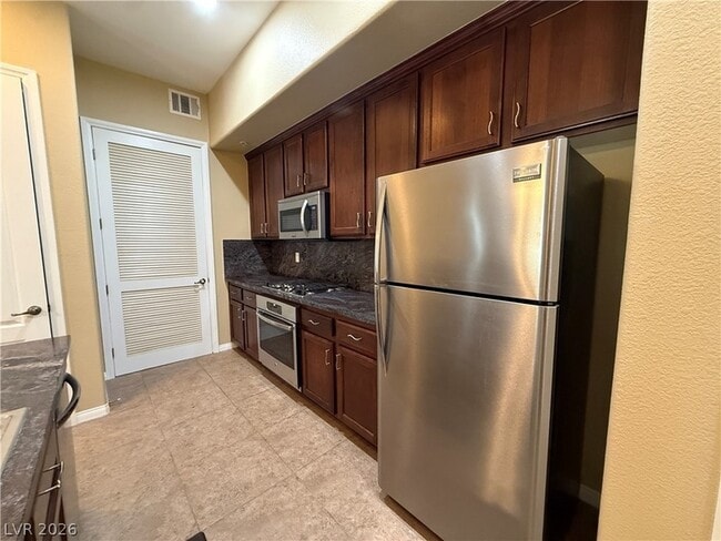 Photo - 68 E Serene Ave