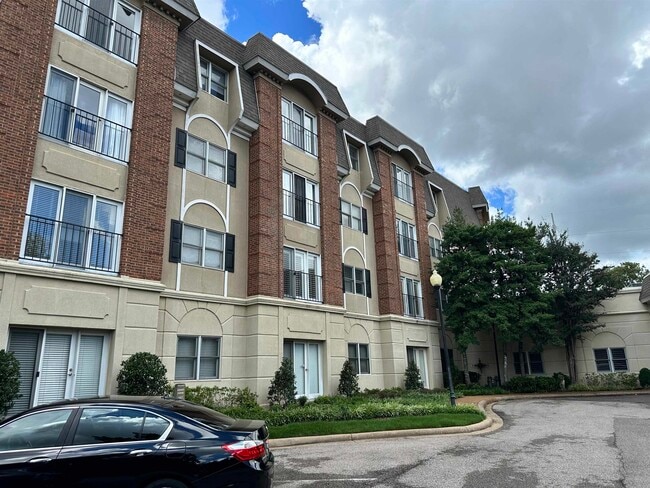 Building Photo - 5400 Park Ave Unit 209