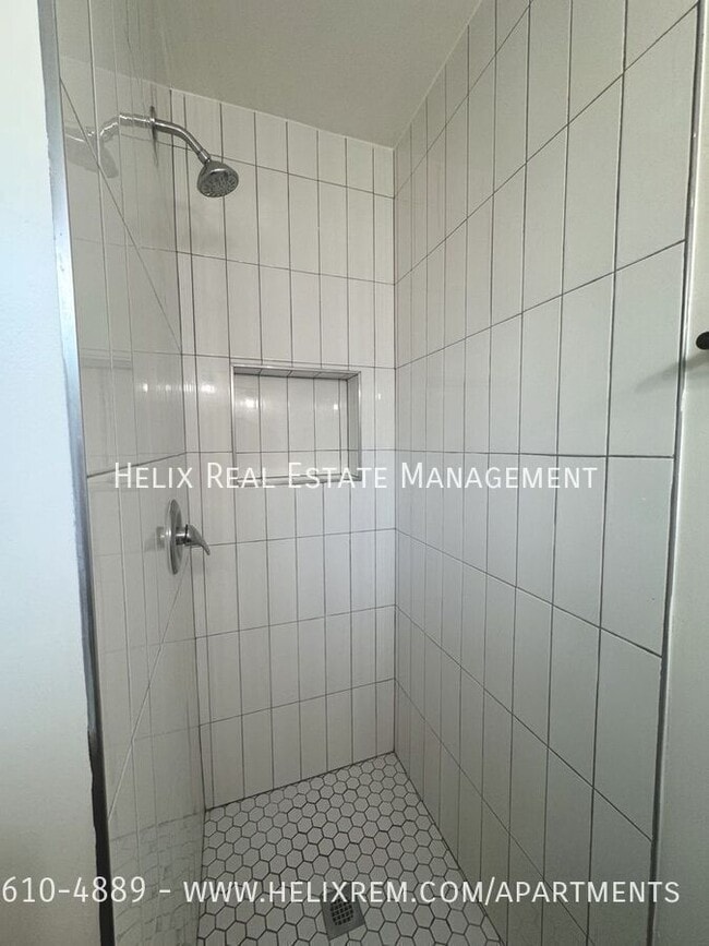 Photo - 1706 N Sierra Bonita Ave