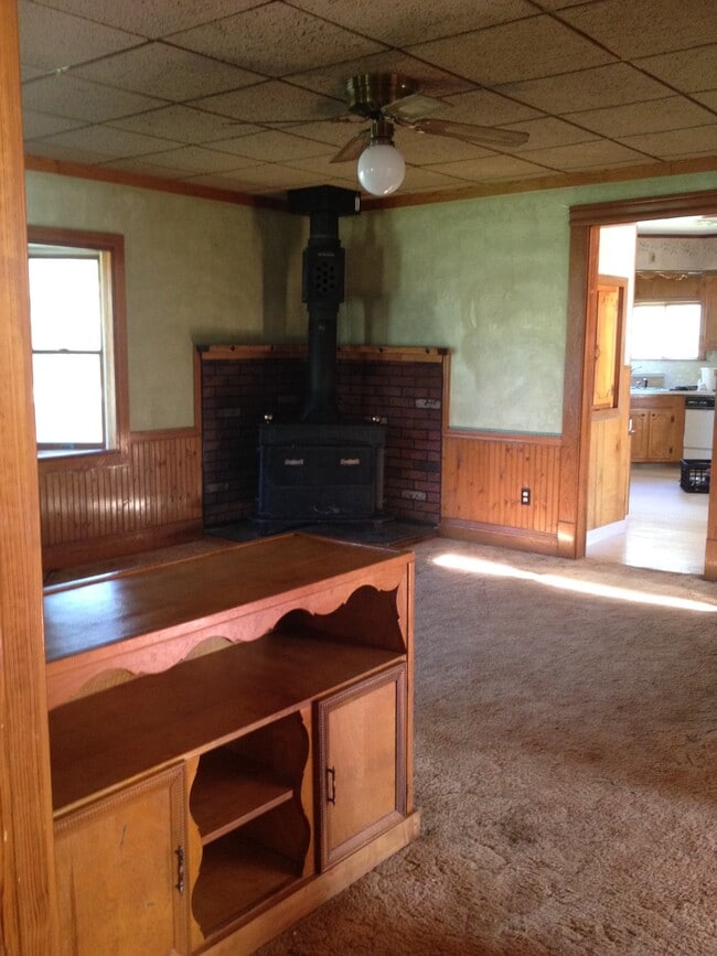 Photo - 381 E Main Rd