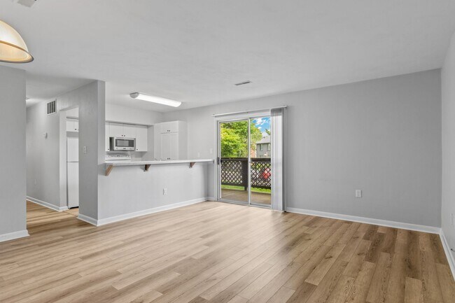 Photo - 3 Bed/2 Bath Pet Friendly, Virginia Tech