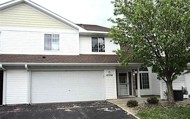 Building Photo - 2BR + Loft, 1 1/2 BA St Michael Townhome