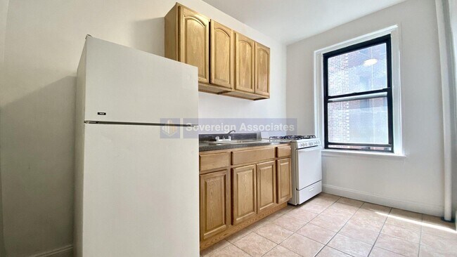 Photo - 108 Park Terrace East Unit F2