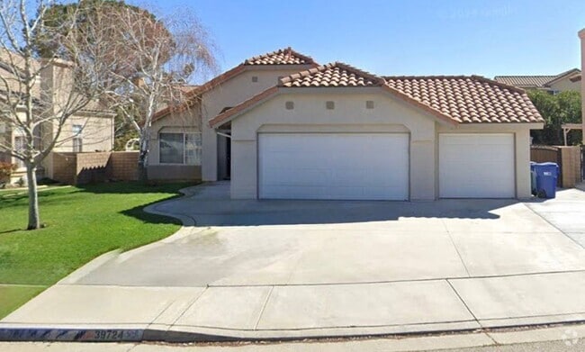 Building Photo - 39724 Milan Dr Rental