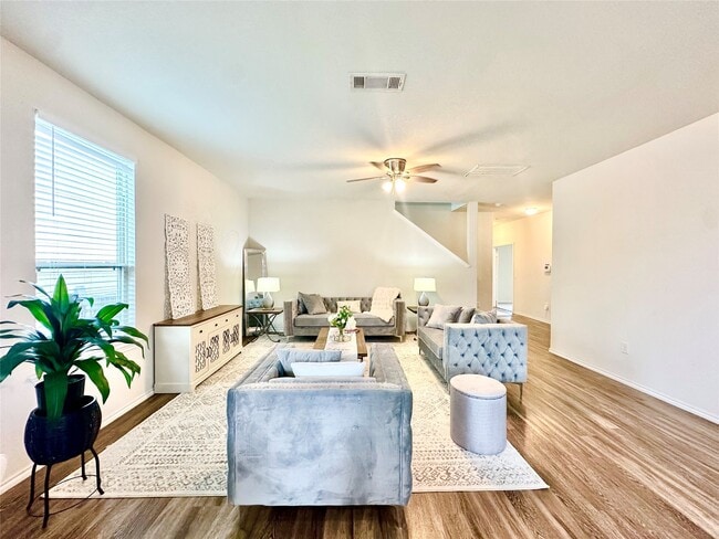 Photo - 14614 Sierra Garden Dr