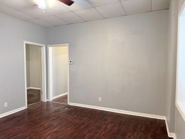 Photo - 3300 S Ashland Ave